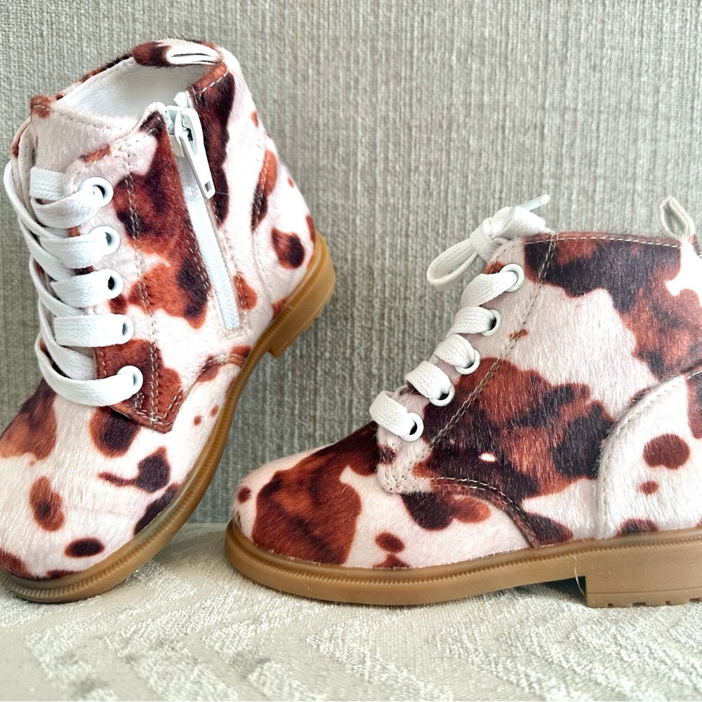 Super Cute CowPrint Toddler Boots